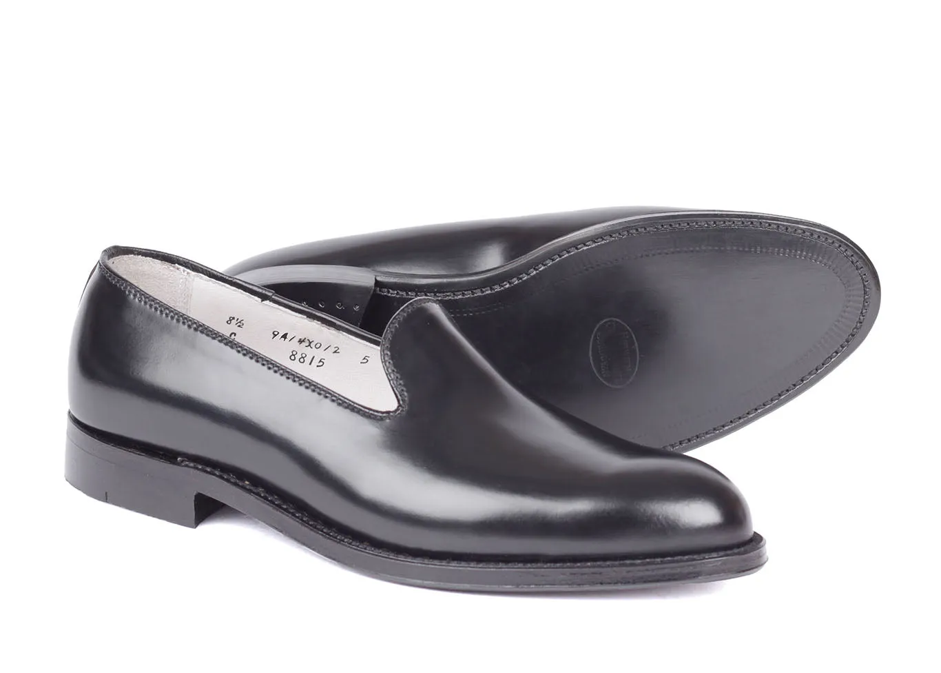 8815 E - Wholecut Loafer - Black