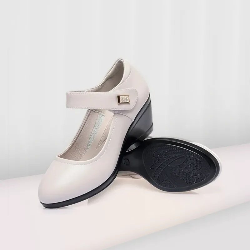 Classic low wedge heel casual shoes